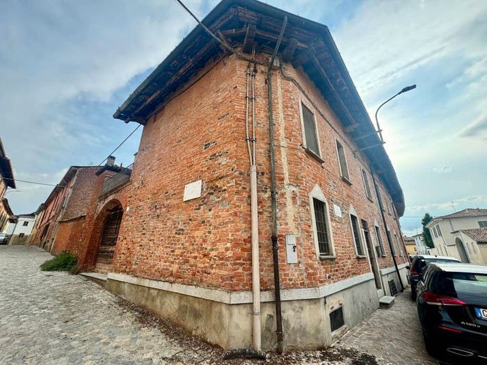 Casa con 6 locali in vendita in Via Cesare Beccaria, Centro, Arena Po
