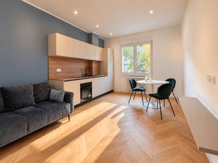 Appartamento trilocale in vendita in Via Cenisio, Cenisio, Milano