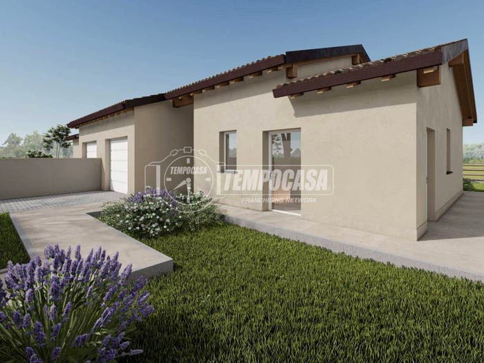 Casa quadrilocale in vendita in Strada Banzola, Fornovo di Taro