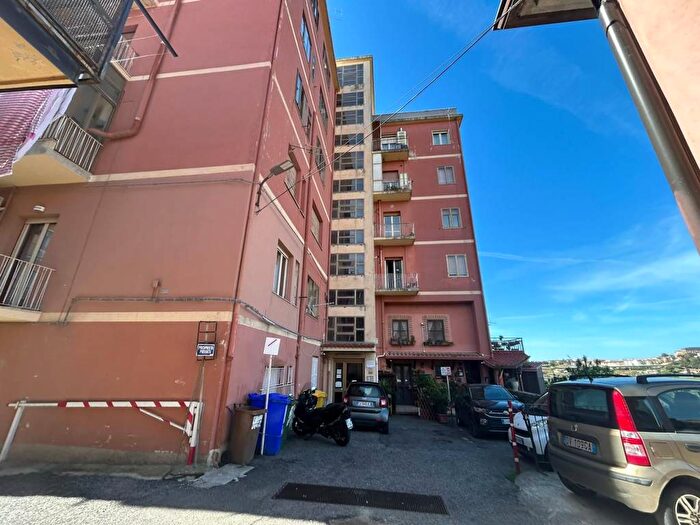 Appartamento con 6 locali in vendita in Via Alessandro Turco, Centro Storico, Catanzaro