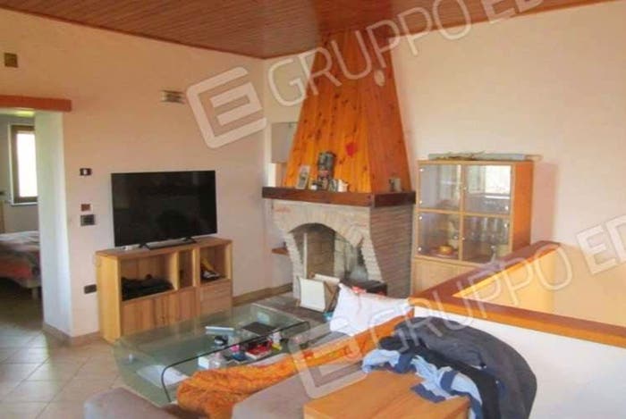 Casa quadrilocale in vendita in Str Cà Deserto Meldola FC Italia, Meldola