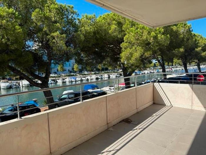 Casa con 6 locali in vendita in Via Pirano, Centro, Grado