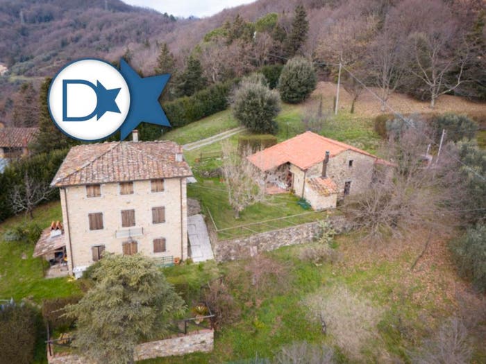 Casa con 6 locali in vendita in Viale delle Margine, Mutigliano Torre, Lucca