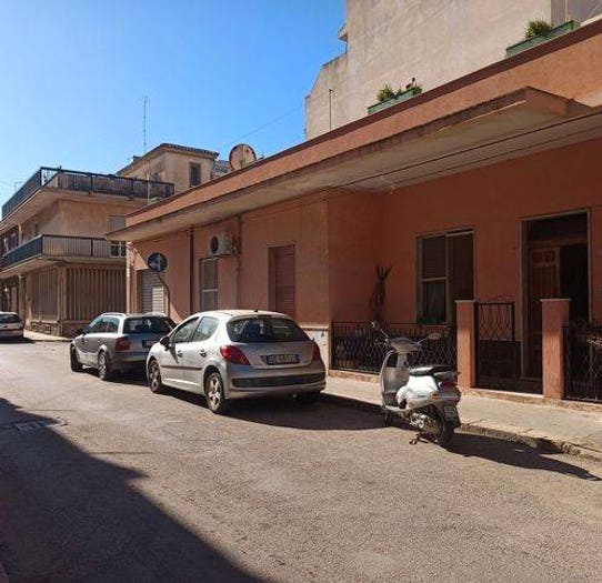 Casa con 5 locali in vendita in Via Alcide De Gasperi, Centro, Pachino