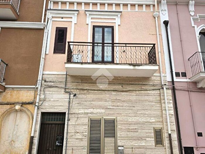 Casa quadrilocale in vendita in Viale Ugo la Malfa, Torremaggiore