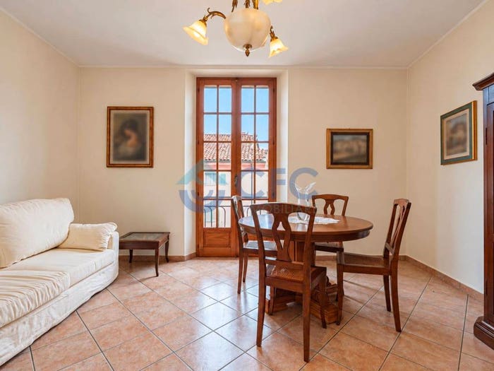 Casa quadrilocale in vendita in Via Giuseppe Garibaldi, Bergamasco