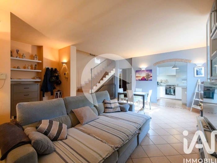 Casa con 6 locali in vendita in Via Borgo dei Segantini, Lesignano de' Bagni
