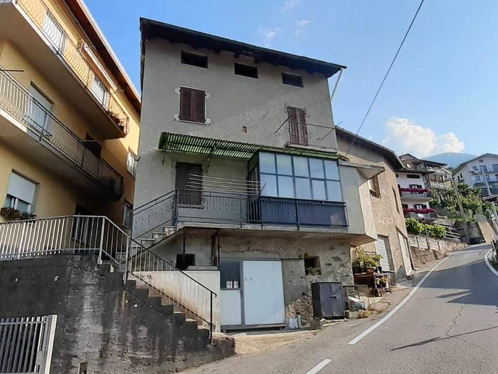Casa con 5 locali in vendita in Via Madonnina, Montagna in Valtellina