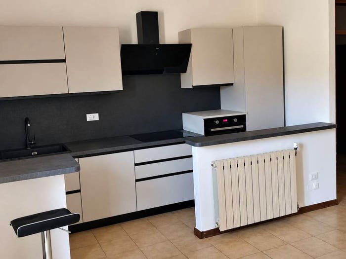 Appartamento trilocale in vendita in Centro, Montale