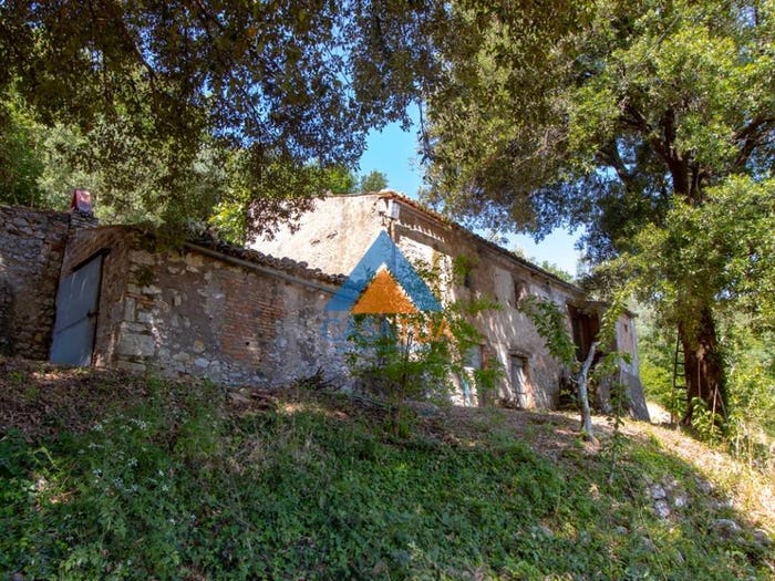 Casa con 6 locali in vendita in Via Rimembranze, Centro, Amelia