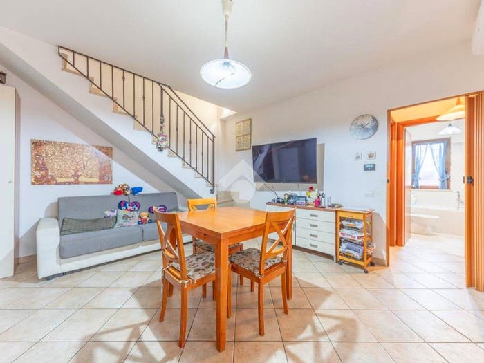 Casa trilocale in vendita in VIA SANT'ELPIDIO A MARE, Corcolle, Roma
