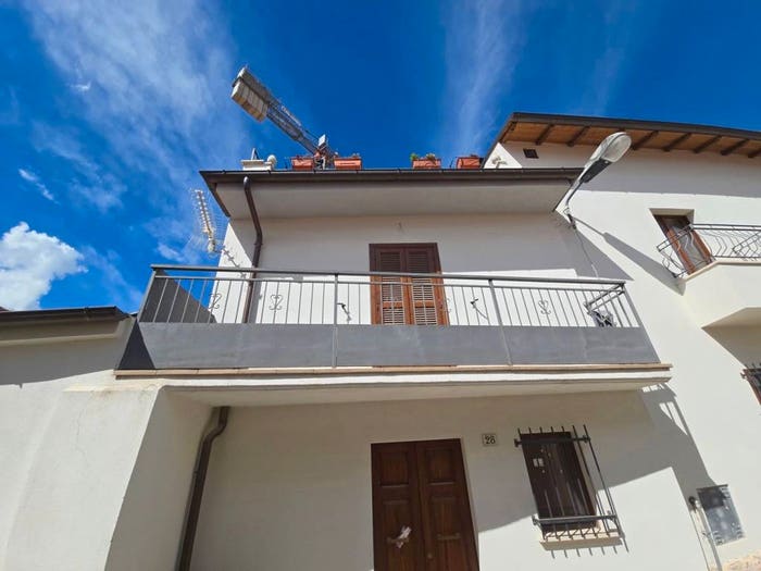 Appartamento bilocale in vendita in Via Castel dell'Ovo snc, Collebrincioni Assergi, L'Aquila