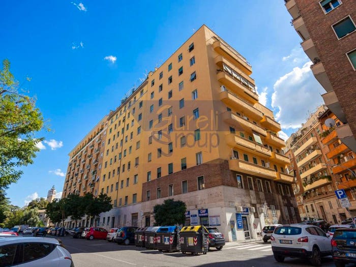 Appartamento bilocale in vendita in Via Sermide, Re di Roma, Roma