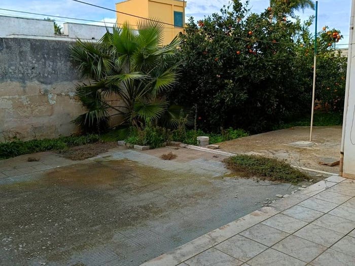 Casa con 5 locali in vendita in via Nazario Sauro, Martignano