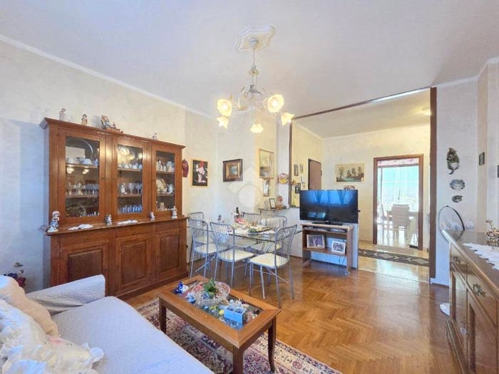 Appartamento quadrilocale in vendita in Viale kennedy, Centro, Caprie