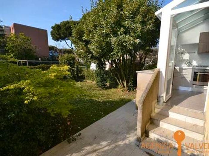 Casa con 6 locali in vendita in Viale Dei Mille, Parco di Levante Boschetto, Cesenatico