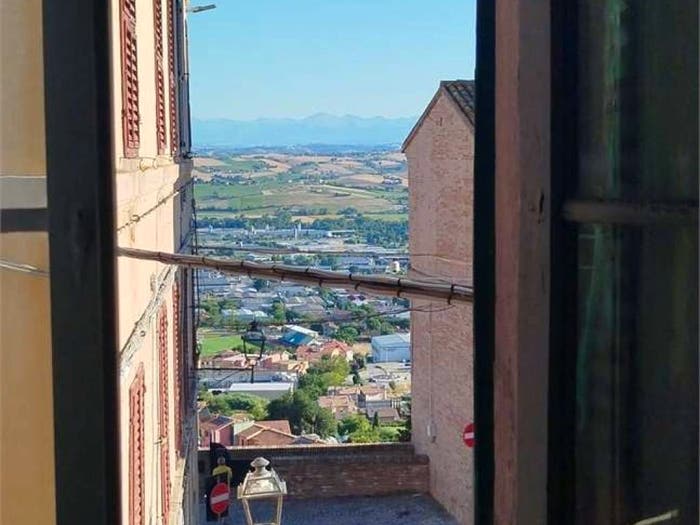 Casa con 6 locali in vendita in Centro, Castelfidardo