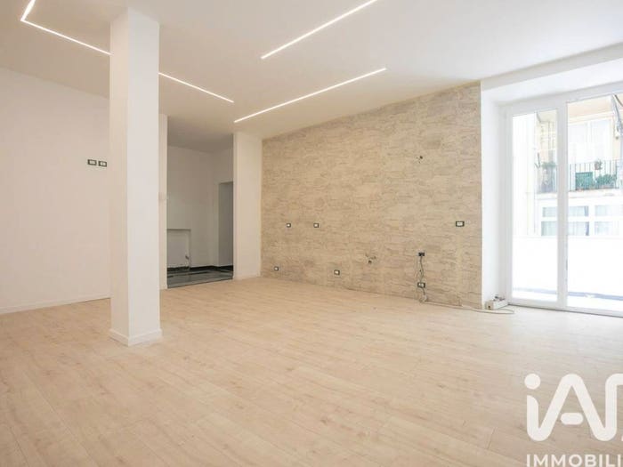 Appartamento con 6 locali in vendita in Via Assarotti, Castelletto, Genova