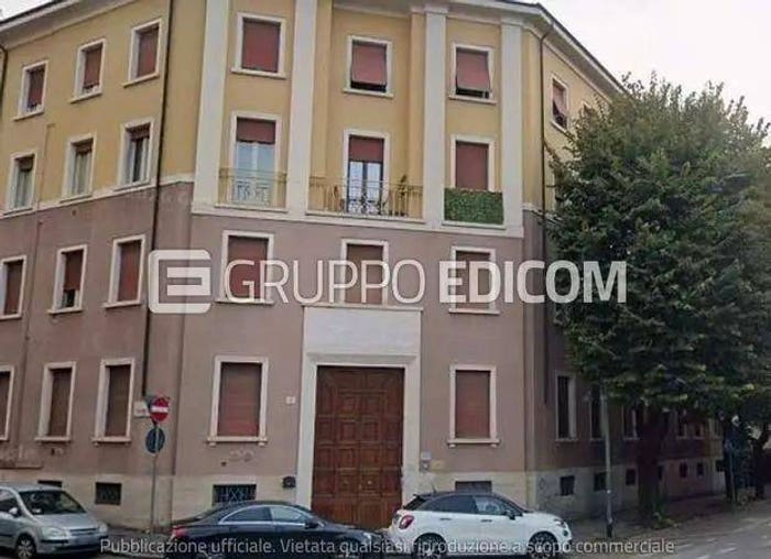 Appartamento trilocale in vendita in Via Armando Diaz, Solferino Diaz, Brescia