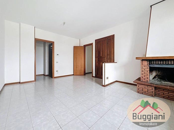 Casa trilocale in vendita in Via Fratelli Cairoli, Centro, Fucecchio