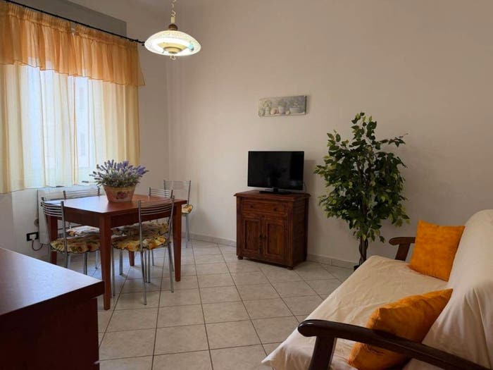 Appartamento bilocale in vendita in VIA tRENTO, Centro, Follonica