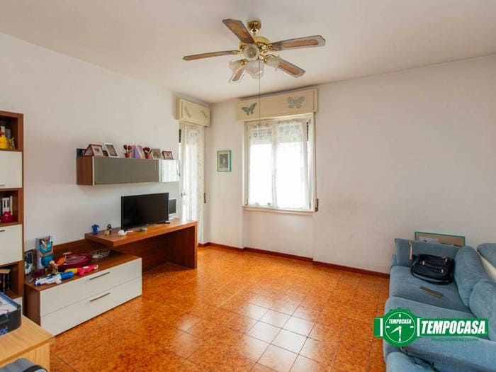 Appartamento trilocale in vendita in Viale Italia, Castellanza
