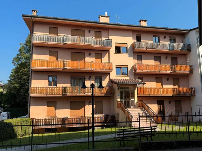 Appartamento quadrilocale in vendita in Via Giuseppe Garibaldi, Centro, Asiago