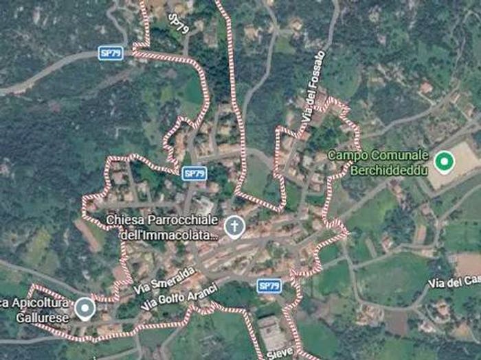 Casa con 6 locali in vendita in Loclità Berchiddeddu Nn, Berchiddeddu Sa Castanza, Olbia
