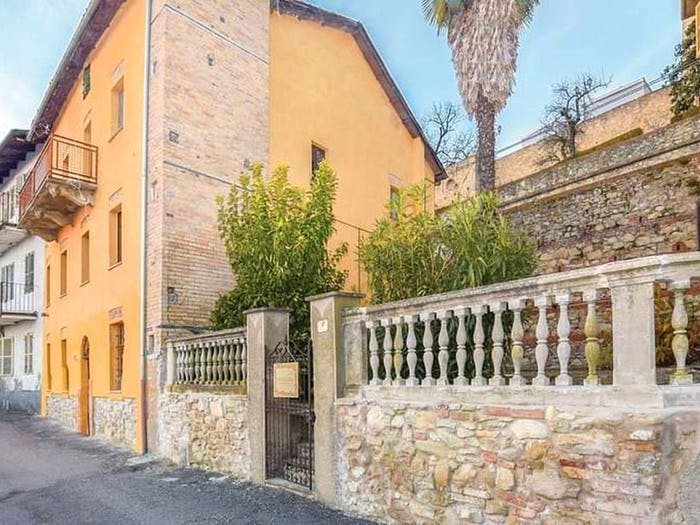 Casa con 6 locali in vendita in Via Umberto I, Centro, Murisengo Monferrato