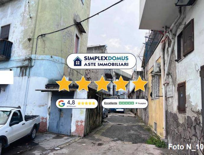 Appartamento bilocale in vendita in Via Traccia a Poggioreale, Zona Industriale Marina, Napoli