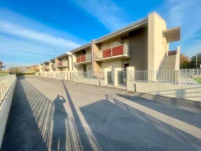 Appartamento trilocale in vendita in Alvise Cadamosto No Number, Montenero di Bisaccia