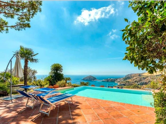 Casa con 6 locali in vendita in Centro, Ischia