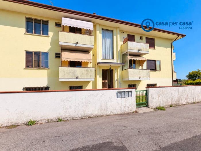 Appartamento quadrilocale in vendita in Via Guglielmo Marconi, Stanghella
