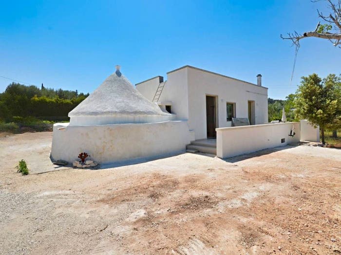 Casa bilocale in vendita in Strada Statale dei Trulli, Putignano