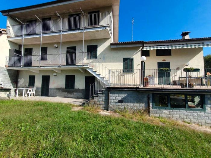 Casa con 6 locali in vendita in Frazione Bottini, Centro, Forno Canavese