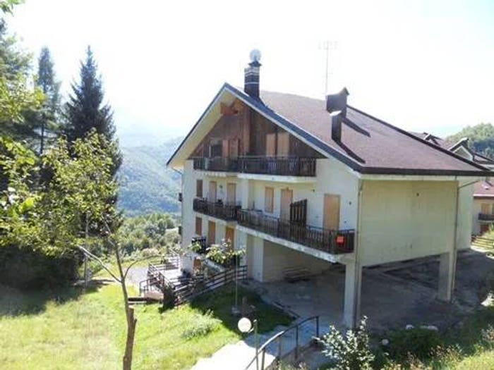 Appartamento bilocale in vendita in Via Bertrotti No Number, Serra, Pamparato