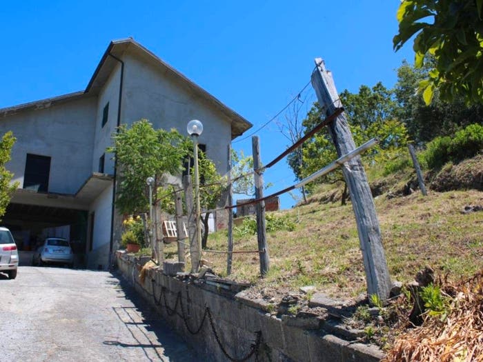 Casa con 6 locali in vendita in Contrada Arieste, Maierà