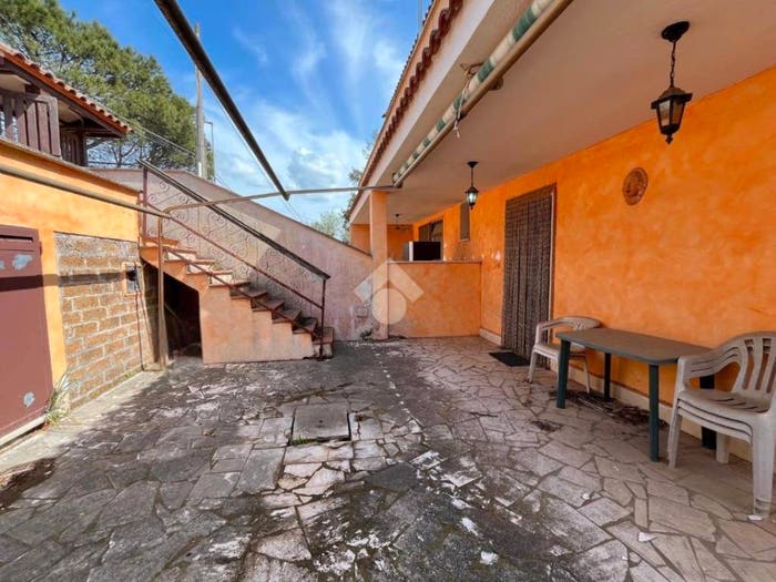 Appartamento bilocale in vendita in Via Torre del Monumento, Cioccati Zucchetti, Nettuno