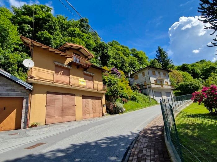 Casa trilocale in vendita in Piazza Santa Rita, Quarna Sotto
