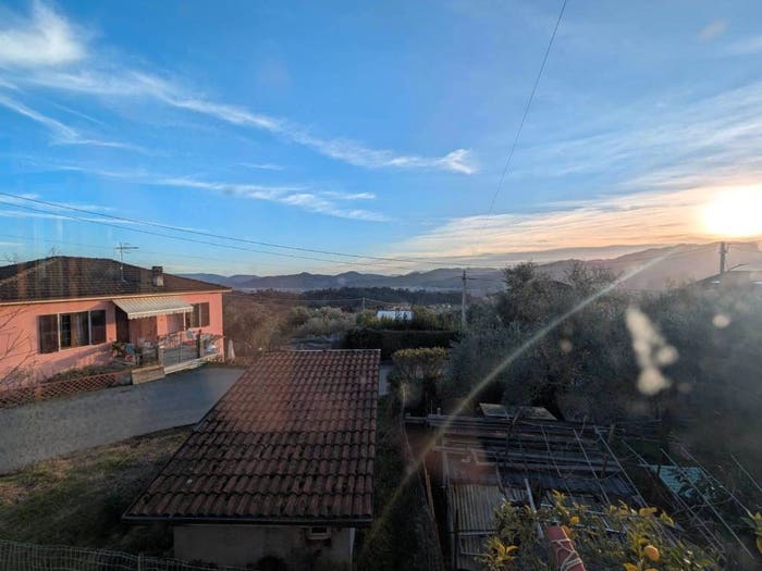 Casa quadrilocale in vendita in Montebello Di Mezzo, Bolano