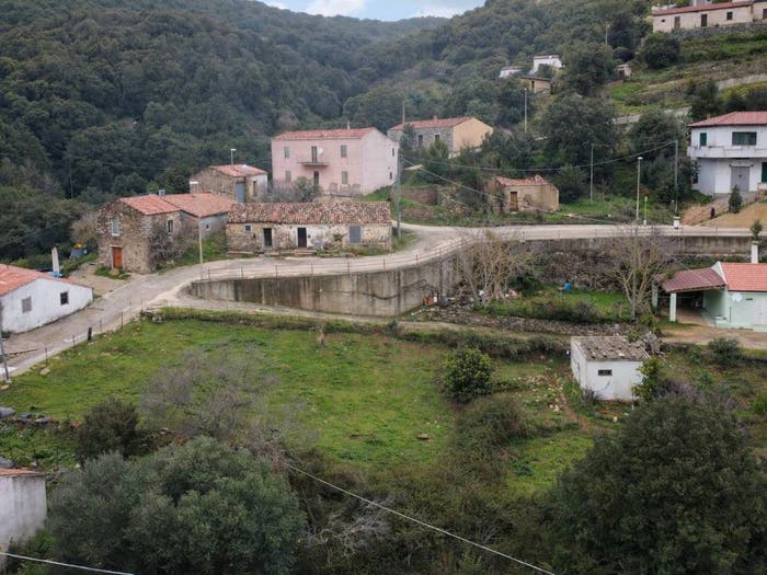 Casa trilocale in vendita in Frazione Figa Ruia, Bortigiadas