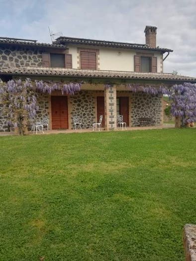 Casa quadrilocale in vendita in Località Buonrespiro, Orvieto