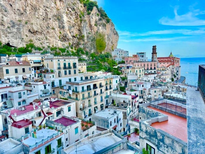 Appartamento quadrilocale in vendita in Via Papa Giovanni XXIII, Atrani