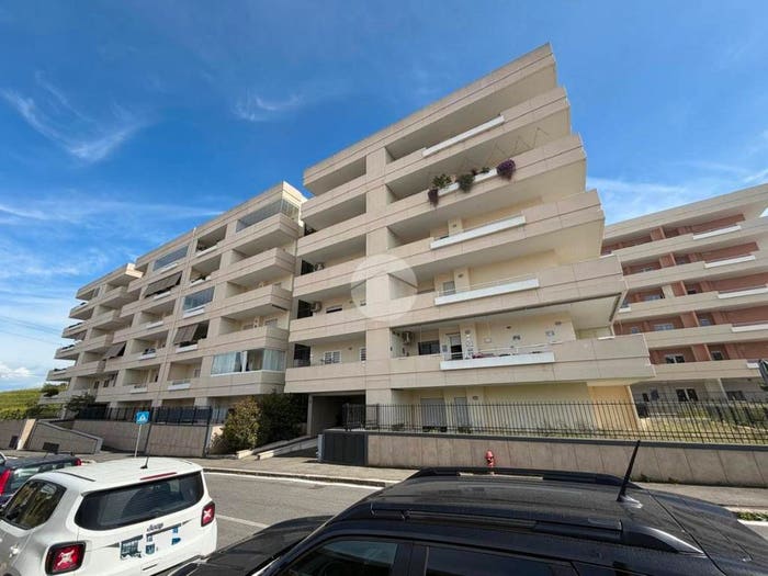 Appartamento trilocale in vendita in Via Erminio Macario, Malafede, Roma