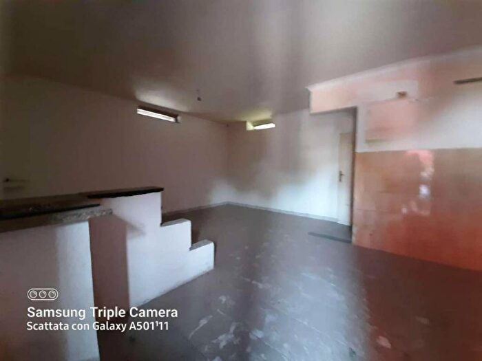 Appartamento trilocale in vendita in via santa croce, Somma Vesuviana