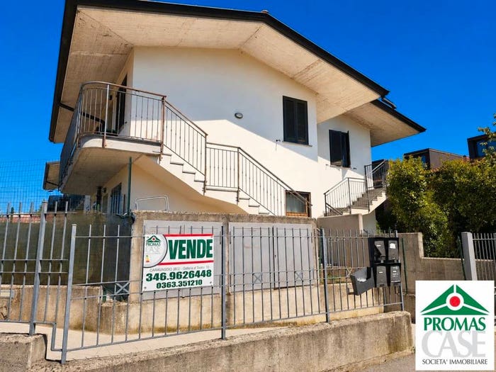 Appartamento trilocale in vendita in Via Giacomo Manzù, Brignano Gera d'Adda