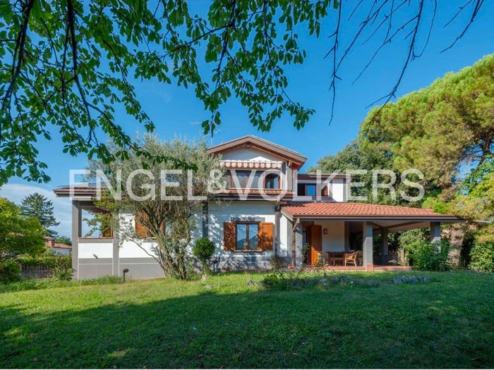 Casa con 5 locali in vendita in Via Domenico Scocchi, Centro, Staranzano