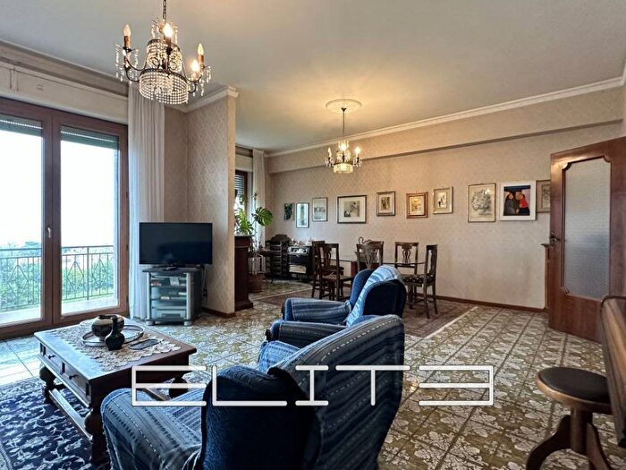 Appartamento con 5 locali in vendita in VIA RODI, Borgo Rodi, Ancona