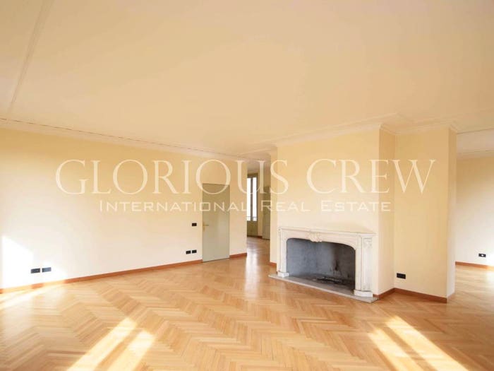 Appartamento con 5 locali in affitto in Via Enrico Panzacchi, Sant'Ambrogio, Milano