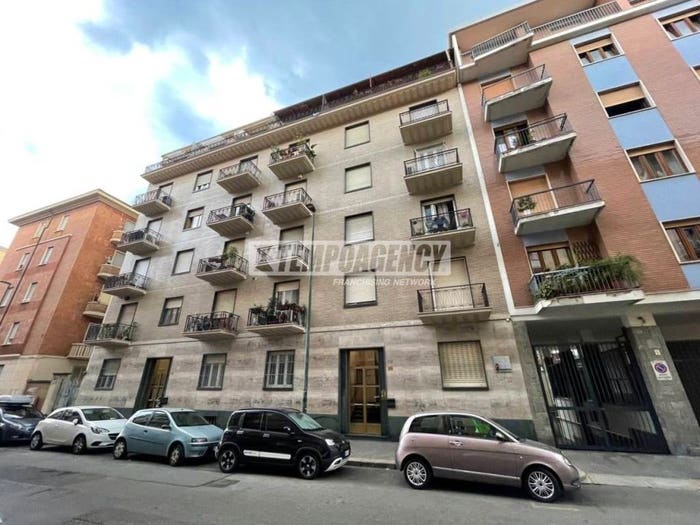 Appartamento bilocale in vendita in Via arona, Parella, Torino